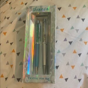 Eccolo Holographic Heart Design